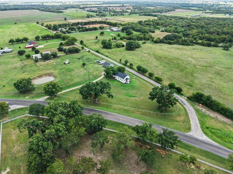 Image 33 of a home in . Image 33 of a home in .