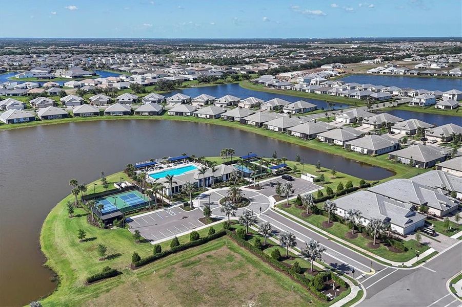 Image 54 of a home in Sweetwater at Lakewood Ranch.