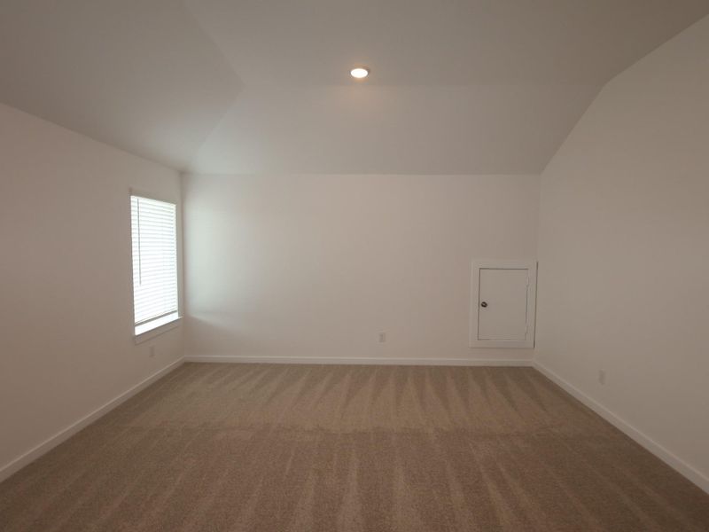 Spacious, unfurnished interior of a new home in Indian Springs, Crosby (Image 18).