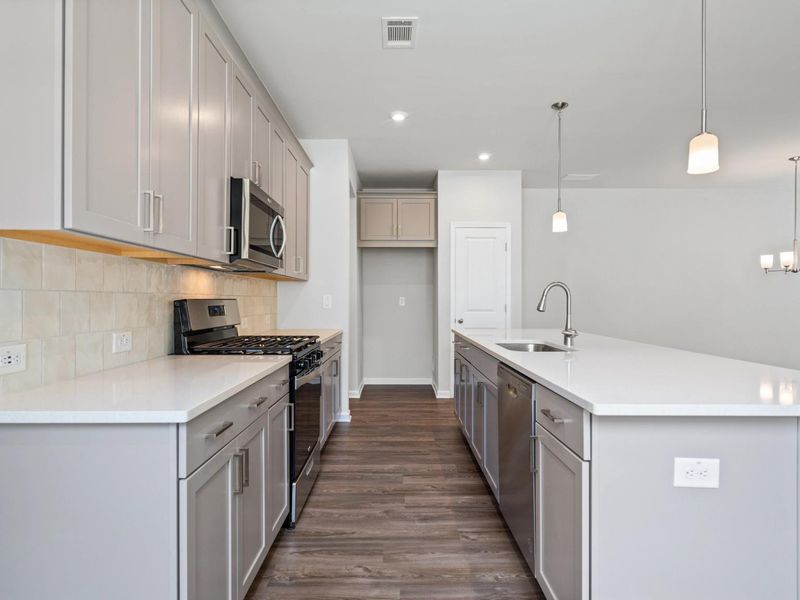Representative furnished interior of a home built from the Cary A by Davidson Homes LLC in Lake Shore, Winder (Image 6).