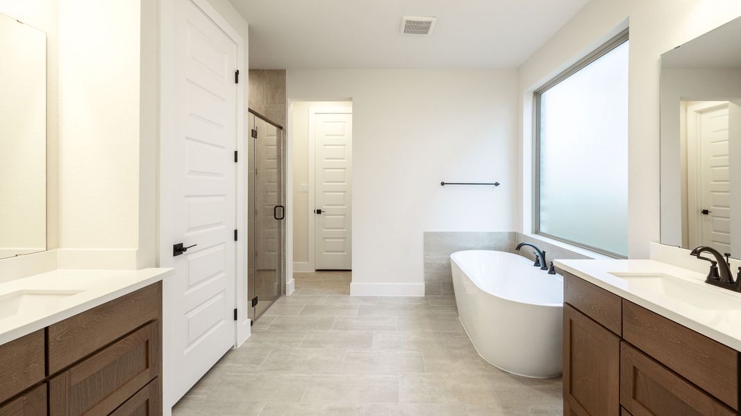 Furnished interior view inside a new home in Santa Rita Ranch - Eldorado, Liberty Hill (Image 4).