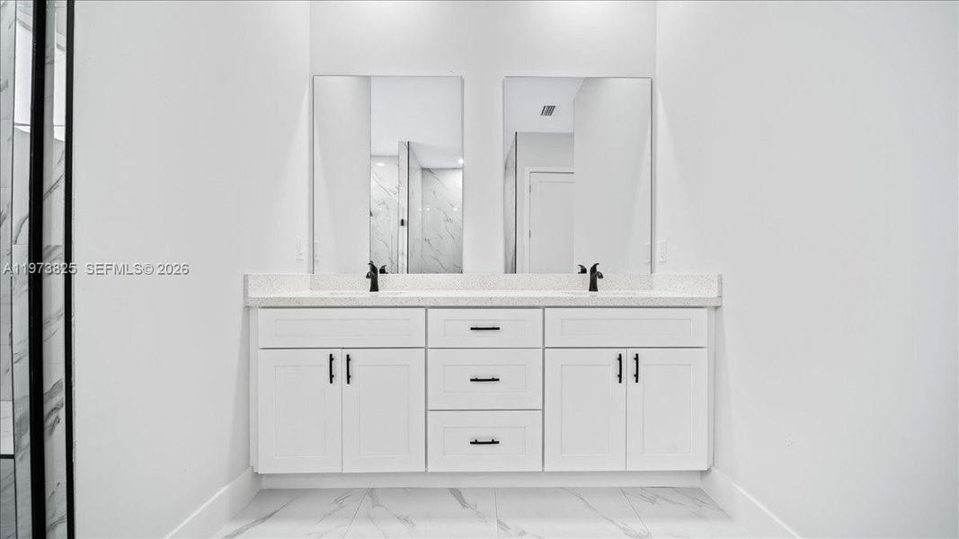 Furnished interior view inside a new home in , Cape Coral (Image 7).