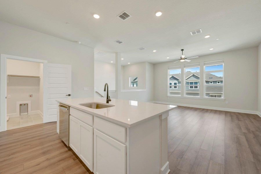 Kitchen Island - Utility Room - Family Room Kitchen Island - Utility Room - Family Room