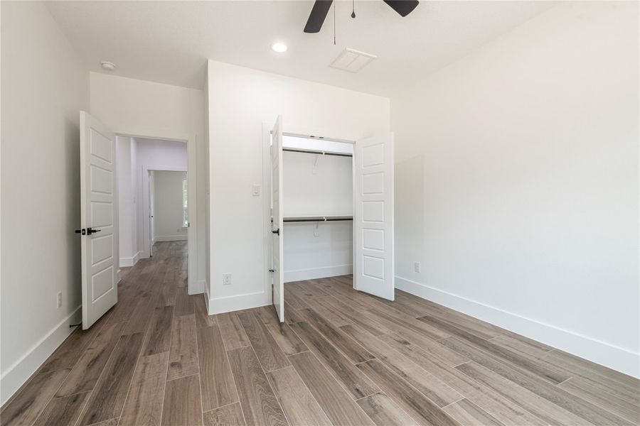 Spacious, unfurnished interior of a new home in , Dayton (Image 25).