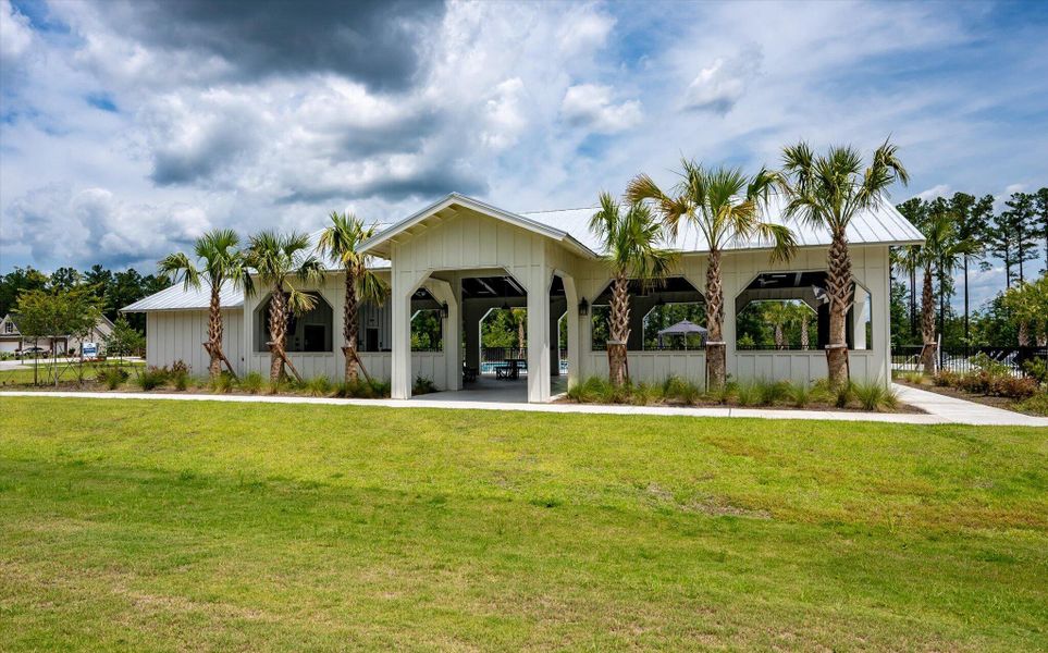 Community amenities in The Enclave at French Quarter Creek, Huger (Image 48).