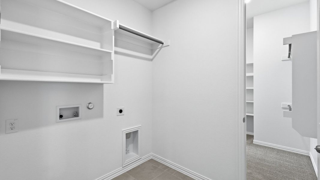 Furnished interior view inside a new home in Wildflower Ranch, Fort Worth (Image 38).