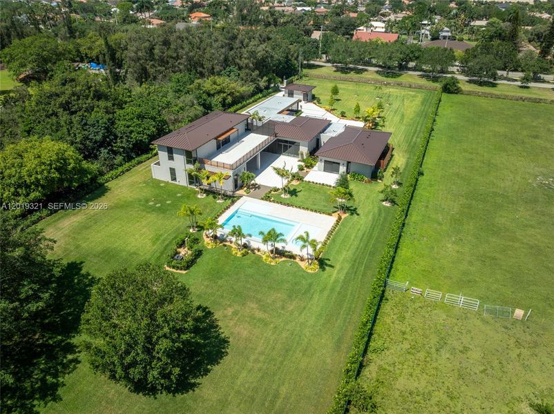 Image 78 of a home in .