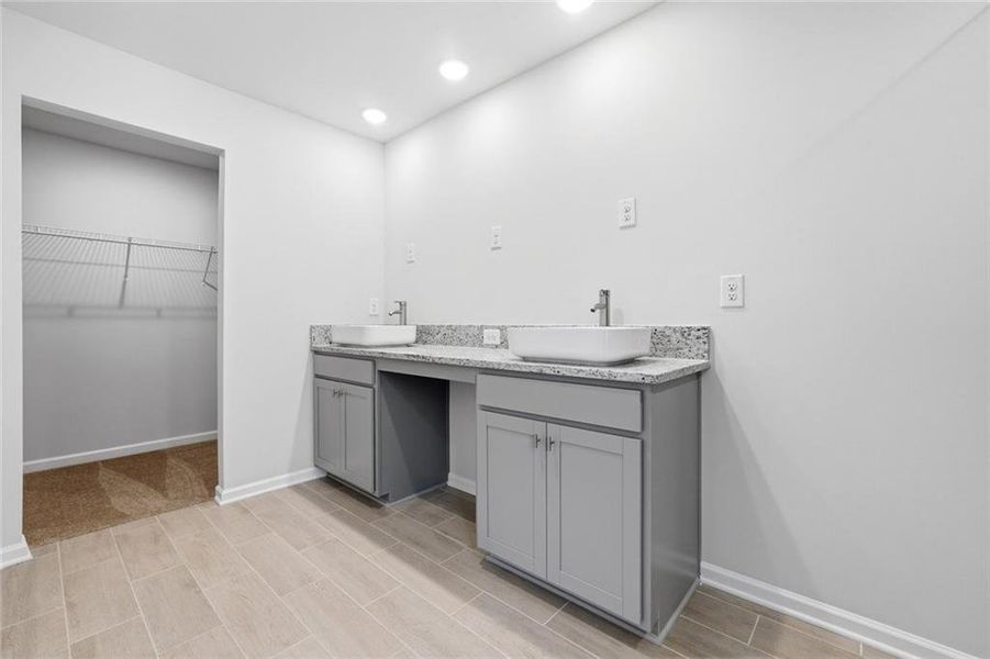 Furnished interior view inside a new home in Concord Oaks, Powder Springs (Image 9).