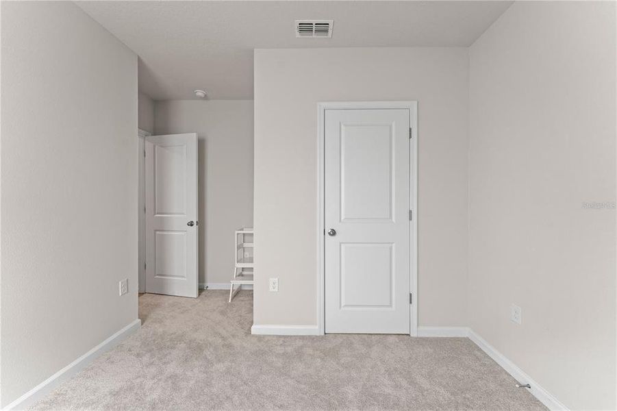 Spacious, unfurnished interior of a new home in , Deland (Image 20).