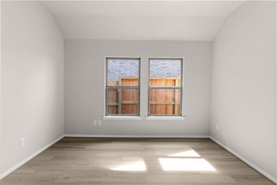 Spacious, unfurnished interior of a new home in Grand Central Park, Conroe (Image 18).