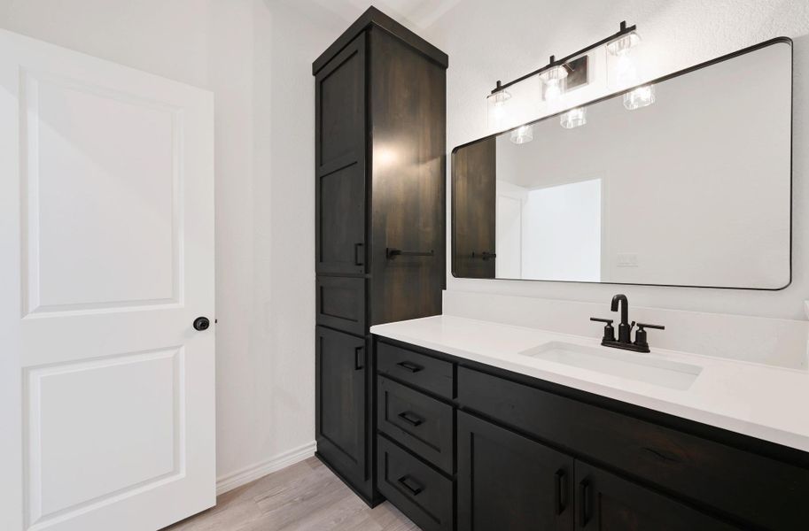 Furnished interior view inside a new home in , Wimberley (Image 11).