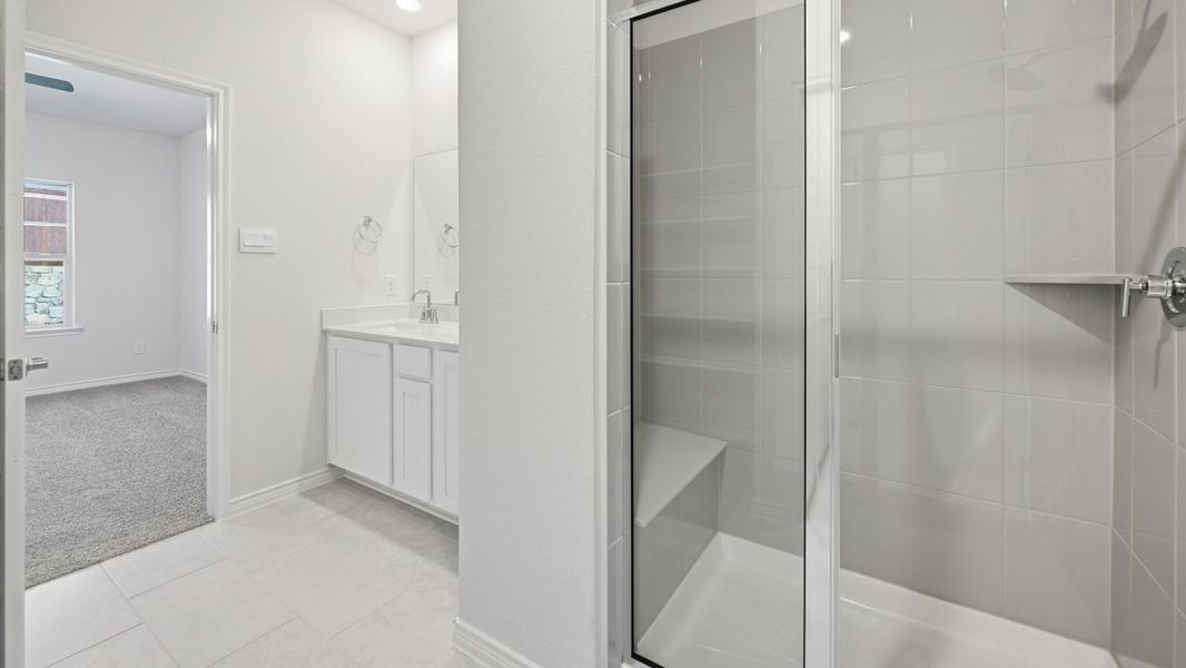 Image 21 representing the Tanzanite by D.R. Horton in Silverado, Aubrey, TX.