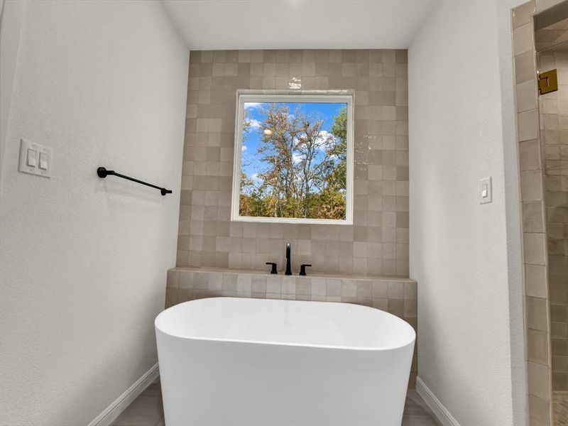 Furnished interior view inside a new home in , Weatherford (Image 18).