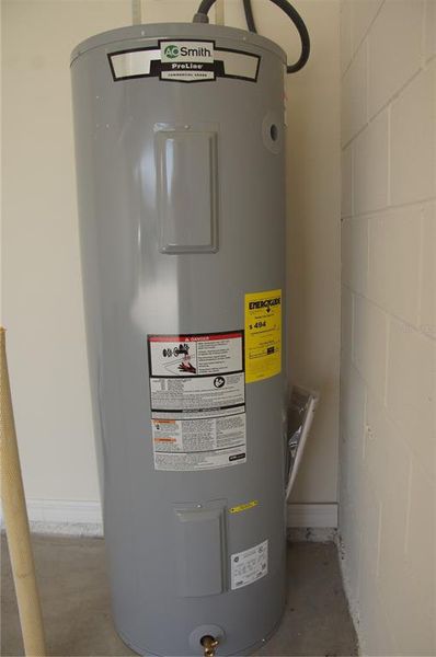 Image 20 of a home in Deer Path. Image 20 of a home in Deer Path.