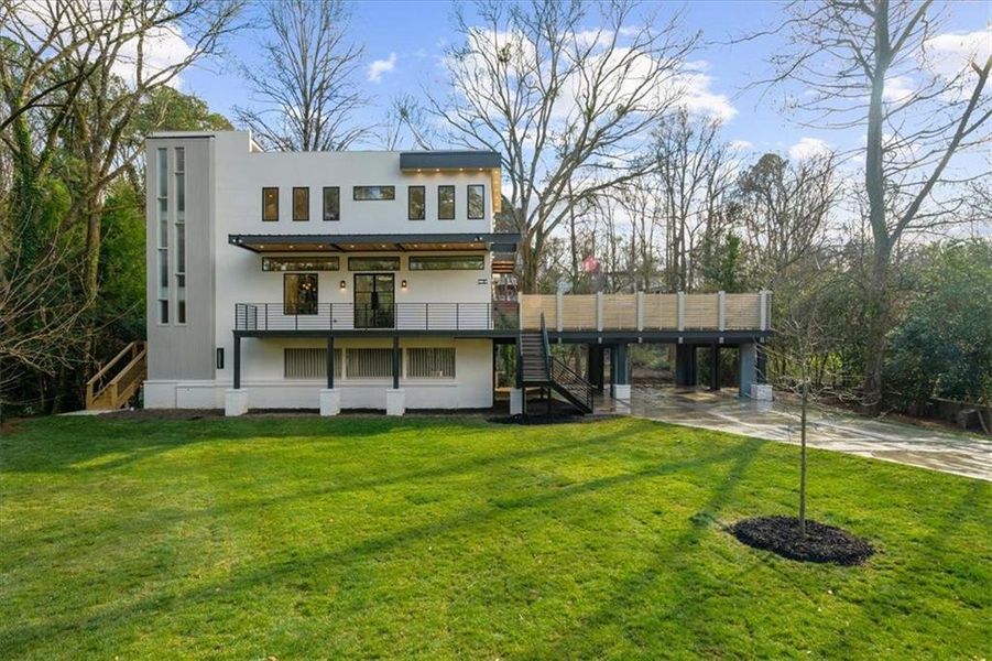 Exterior details and patio area of a home in , Atlanta (Image 40).