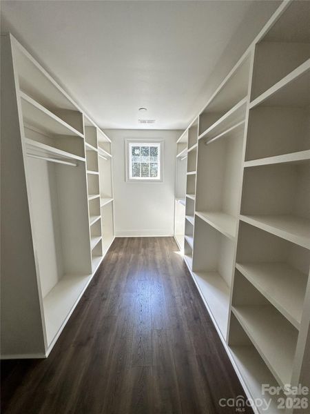 Spacious, unfurnished interior of a new home in , Matthews (Image 22).
