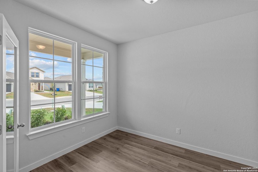 Spacious, unfurnished interior of a new home in August Fields, New Braunfels (Image 13). Spacious, unfurnished interior of a new home in August Fields, New Braunfels (Image 13).