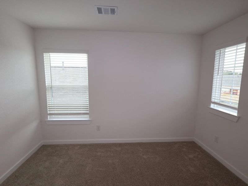 Spacious, unfurnished interior of a new home in Summerview, Fulshear (Image 19). Spacious, unfurnished interior of a new home in Summerview, Fulshear (Image 19).