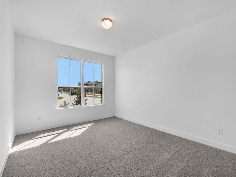 Spacious, unfurnished interior of a new home in Meridiana, Manvel (Image 24).