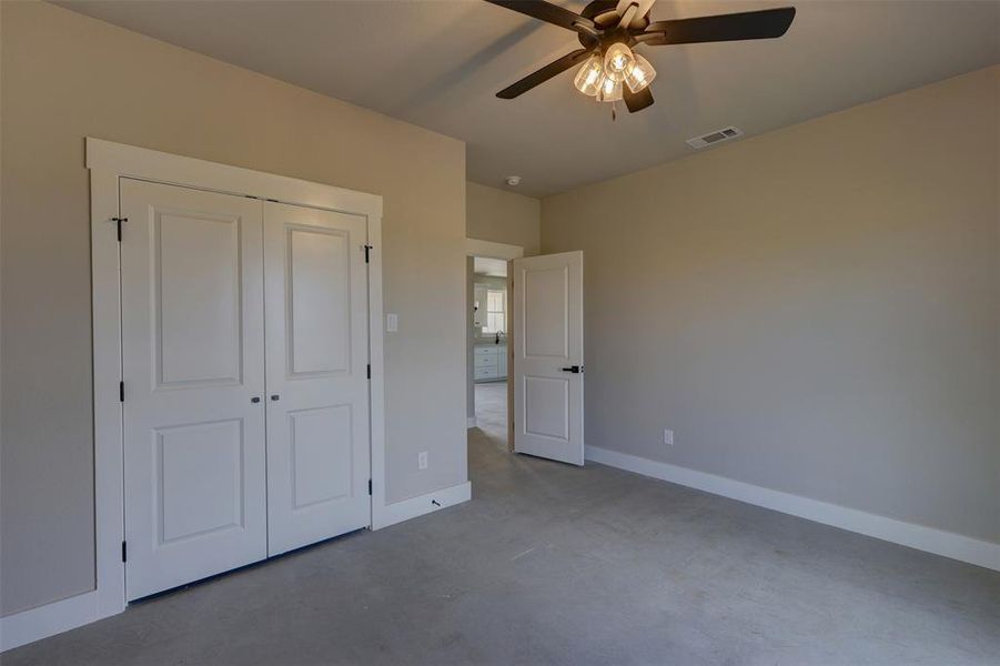 Spacious, unfurnished interior of a new home in , Whitney (Image 20).