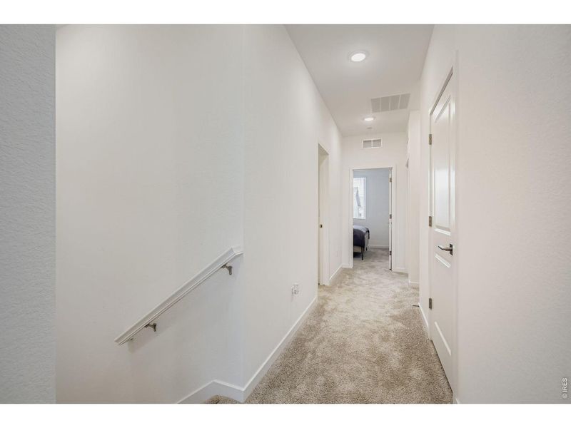 Spacious, unfurnished interior of a new home in , Fort Collins (Image 24).