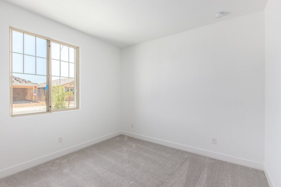 Spacious, unfurnished interior of a new home in Parkside, Avondale (Image 13).