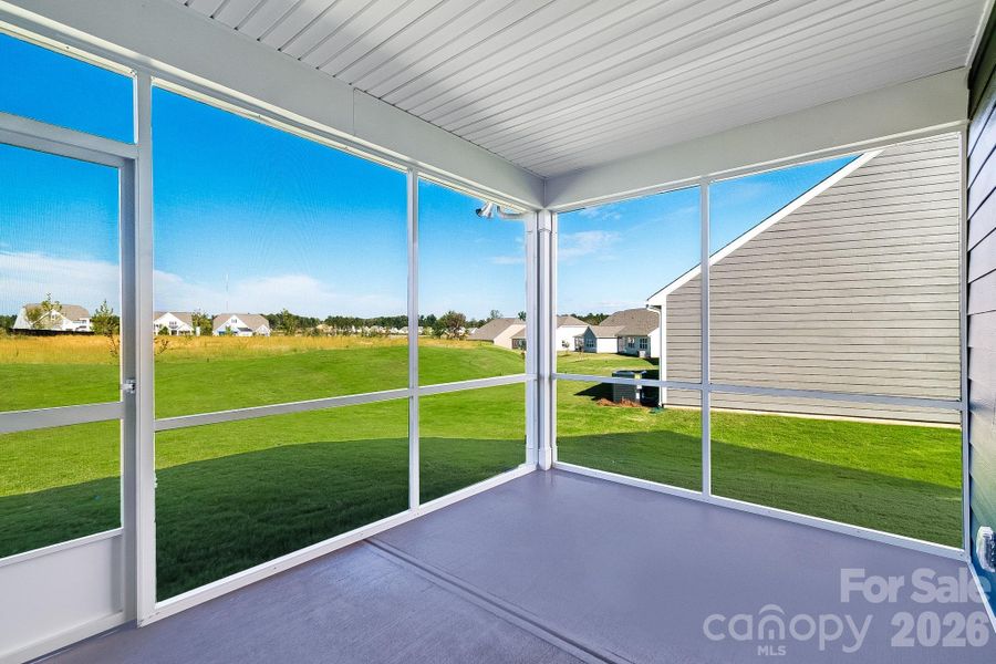 Exterior details and patio area of a home in Roselyn, Lancaster (Image 3).