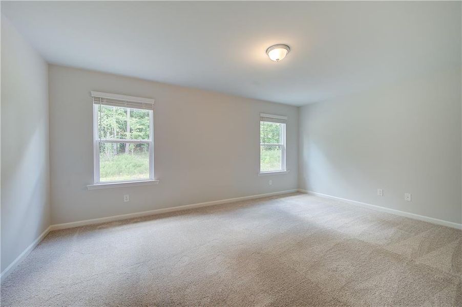 Spacious, unfurnished interior of a new home in Hamilton Lakes, Lawrenceville (Image 25).