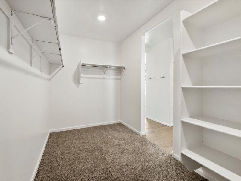 Spacious, unfurnished interior of a new home in Alamar at Rocking K, Tucson (Image 12).