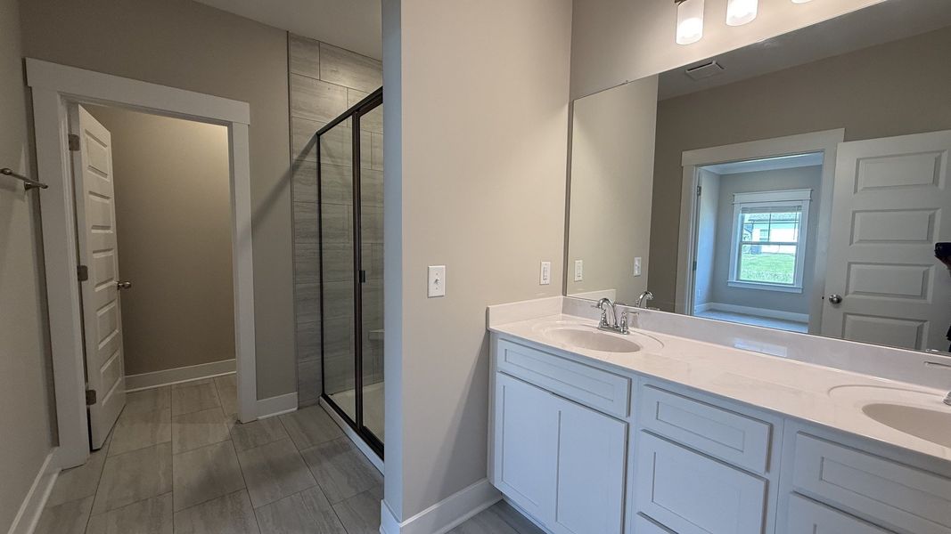 Furnished interior view inside a new home in Veterans Cove, Murfreesboro (Image 6).