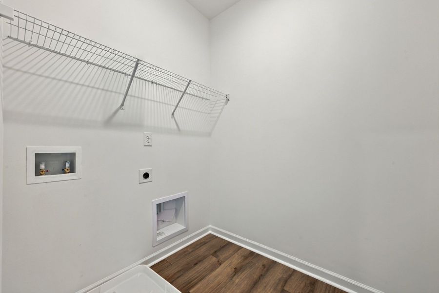 Spacious, unfurnished interior of a new home in Ironhorse, Dickson (Image 28).