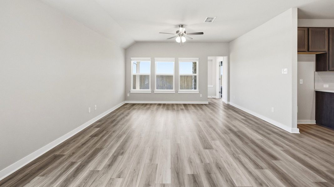 Furnished interior view inside a new home in Hunters Glen, Jarrell (Image 19).