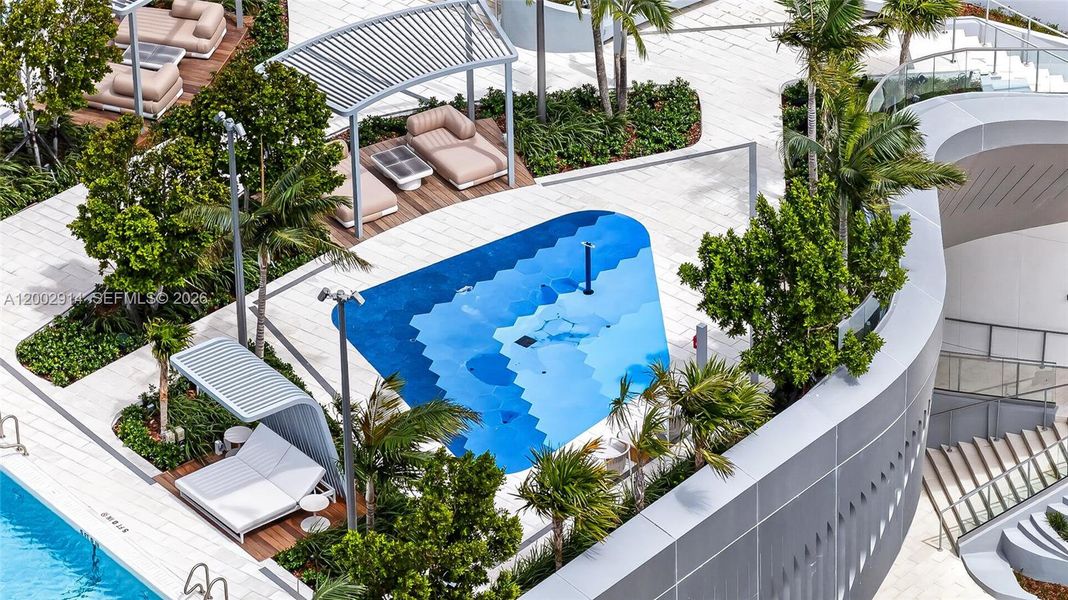 Community amenities in , Miami (Image 55).