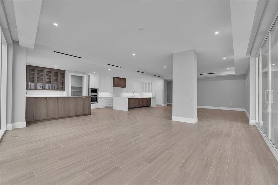 Spacious, unfurnished interior of a new home in , Sarasota (Image 22). Spacious, unfurnished interior of a new home in , Sarasota (Image 22).