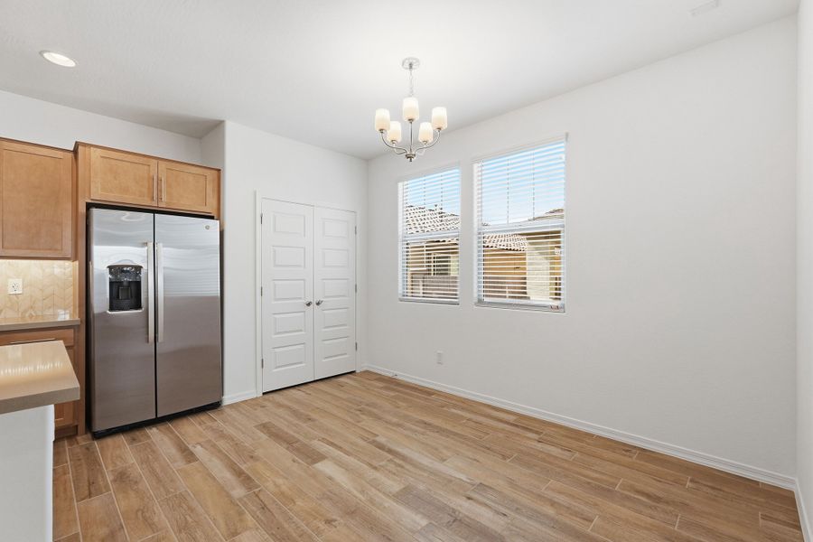 Spacious, unfurnished interior of a new home in Parkside, Avondale (Image 26).