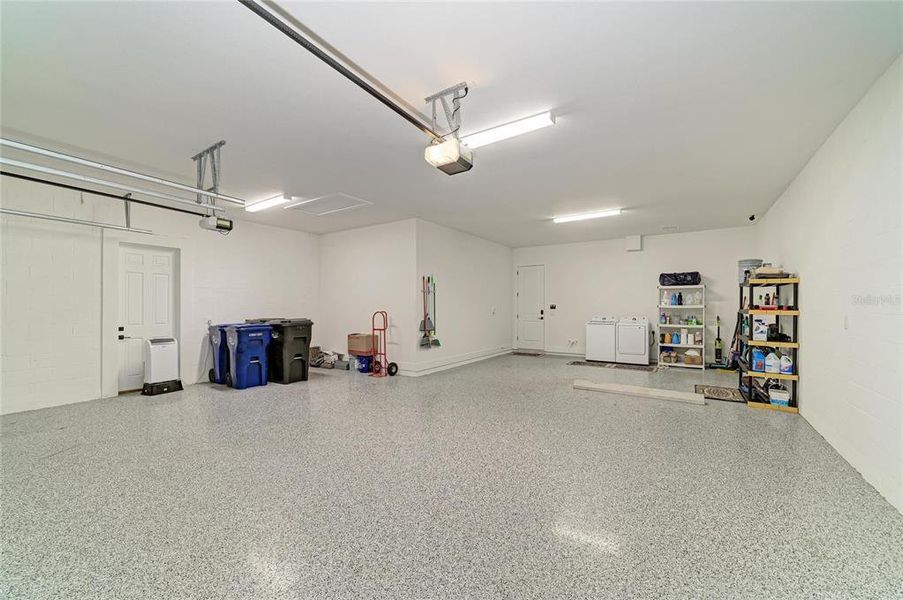 Spacious, unfurnished interior of a new home in , Bradenton (Image 24). Spacious, unfurnished interior of a new home in , Bradenton (Image 24).