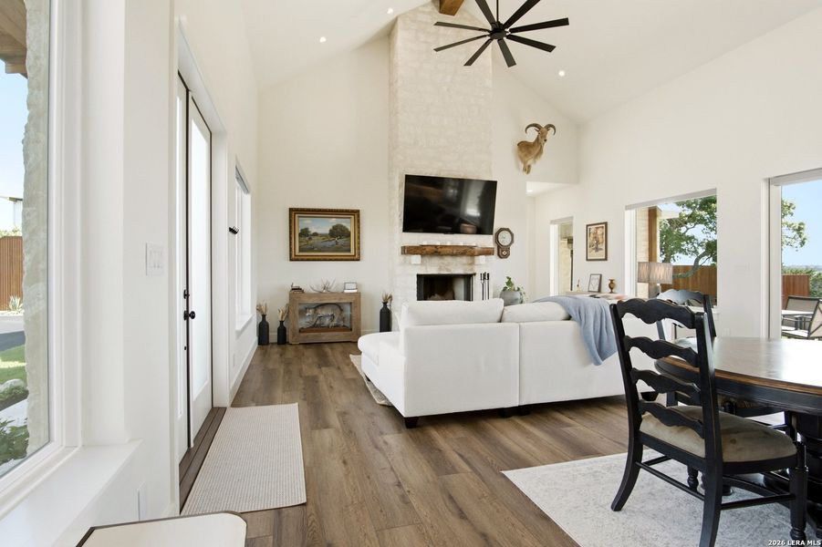 Furnished interior view inside a new home in , Boerne (Image 26). Furnished interior view inside a new home in , Boerne (Image 26).