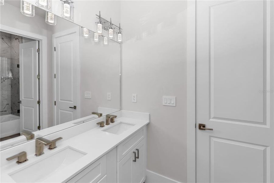 Furnished interior view inside a new home in , Winter Park (Image 30).