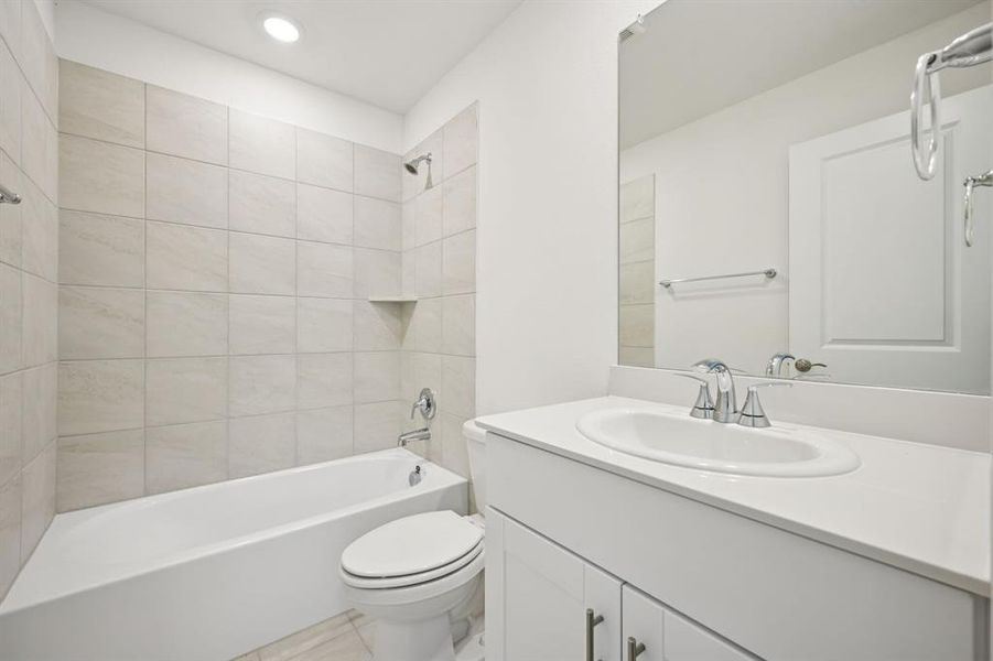 Photo is not of the actual home, but is an inspirational photo of builder’s model home and may depict options, furnishings, and/or decorator features that are not included.