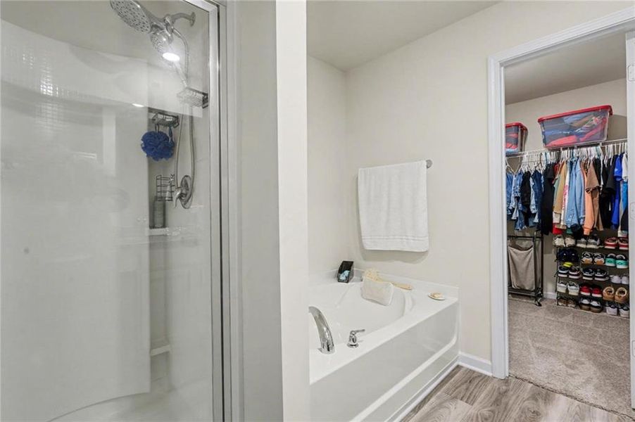 Furnished interior view inside a new home in , Villa Rica (Image 25).