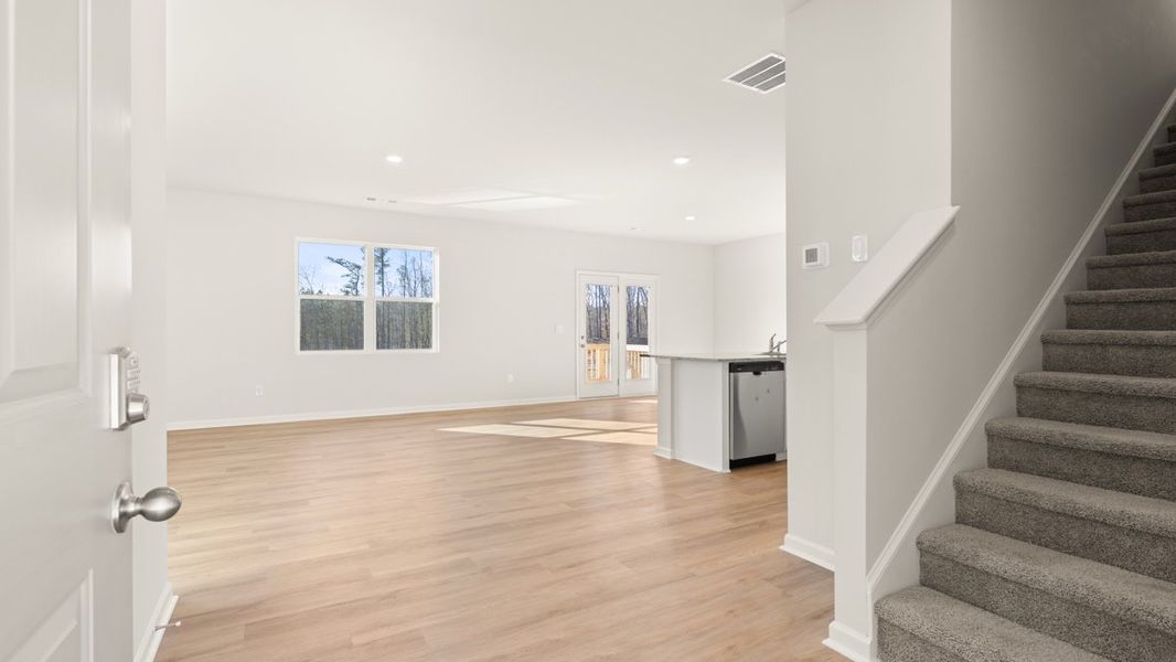 Spacious, unfurnished interior of a new home in Pointe Park, Union City (Image 11). Spacious, unfurnished interior of a new home in Pointe Park, Union City (Image 11).