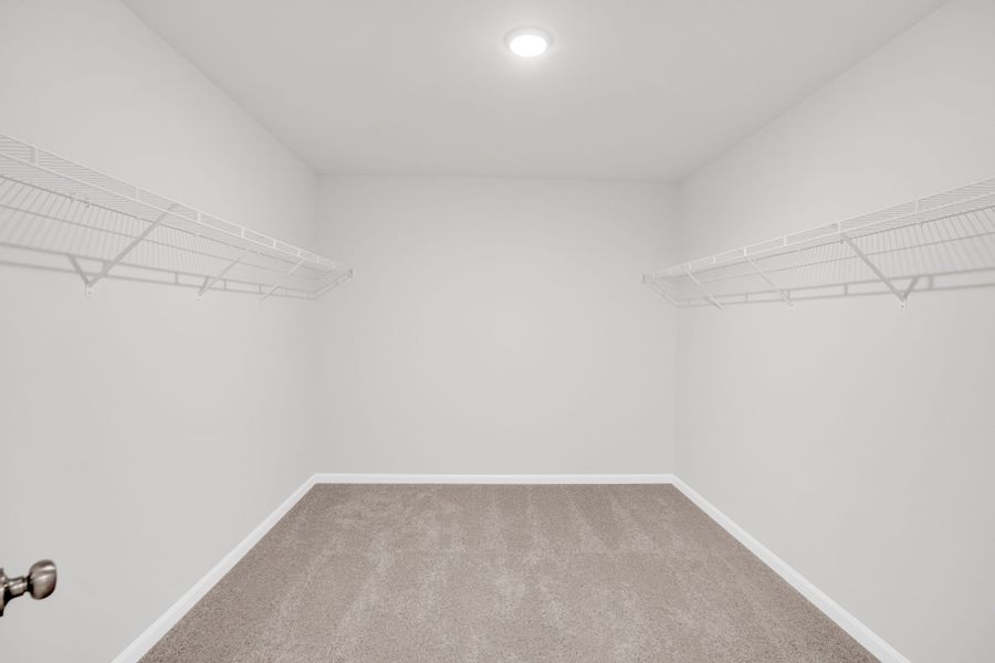 Spacious, unfurnished interior of a new home in Carriage Estates, Lexington (Image 48).