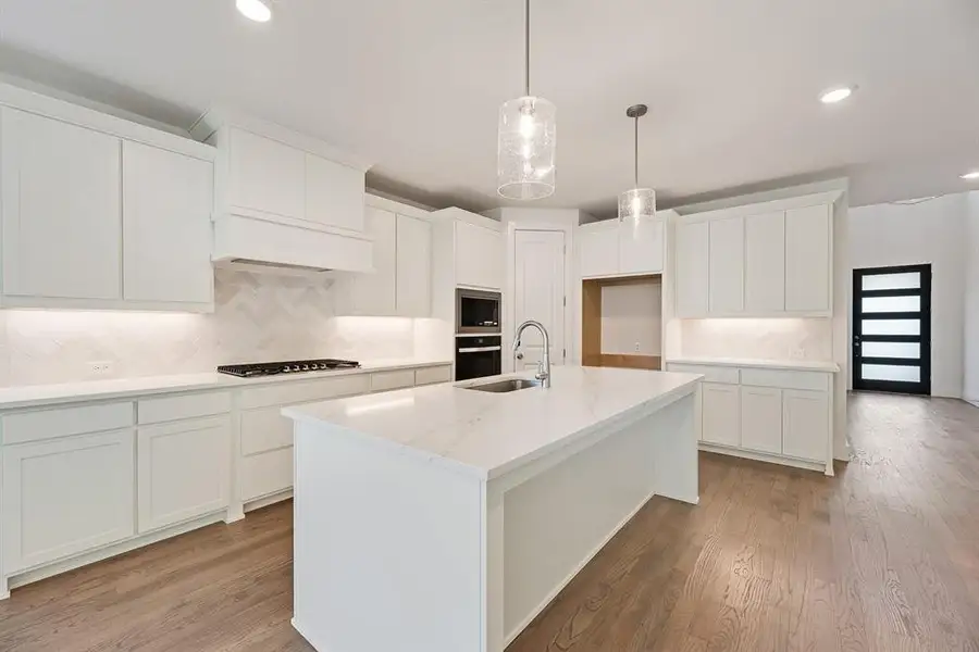 Furnished interior view inside a new home in Tavolo Park, Fort Worth (Image 6). Furnished interior view inside a new home in Tavolo Park, Fort Worth (Image 6).