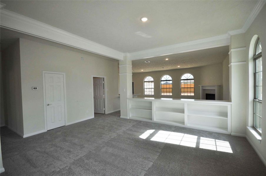 Spacious, unfurnished interior of a new home in Pedregal, League City (Image 21).
