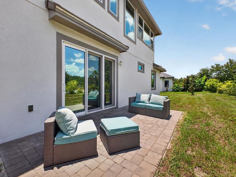 Exterior details and patio area of a home in , Davenport (Image 25).