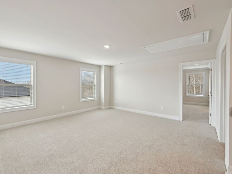 Spacious, unfurnished interior of a new home in River Pointe, Monroe (Image 21). Spacious, unfurnished interior of a new home in River Pointe, Monroe (Image 21).
