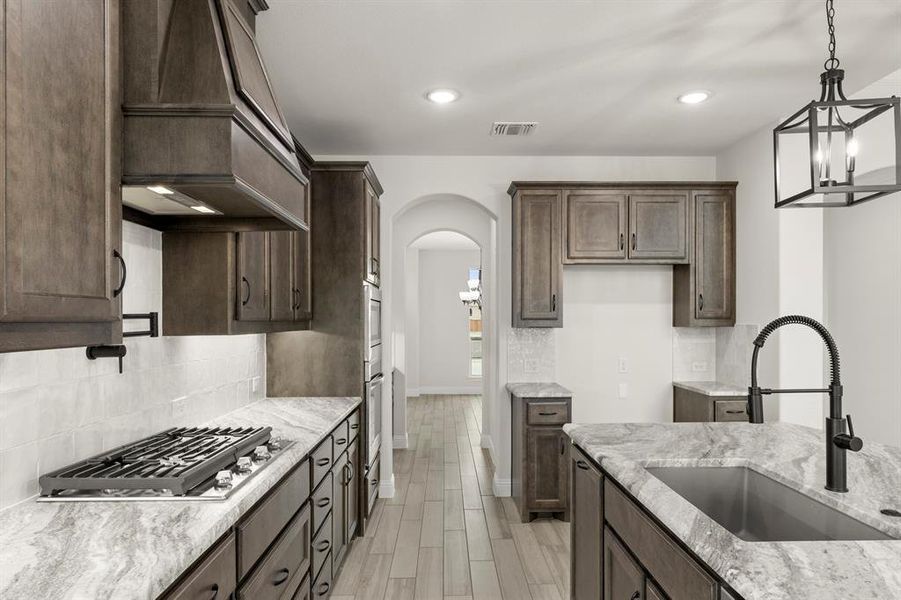 13_14. 719 Soprano - Kitchen (3)