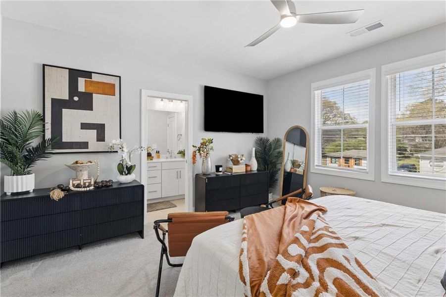 Furnished interior view inside a new home in , Atlanta (Image 13).