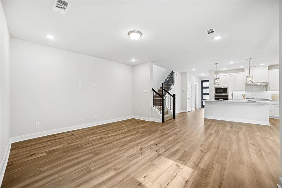 Spacious, unfurnished interior of a new home in Talia – Cottage Series, Mesquite (Image 28).