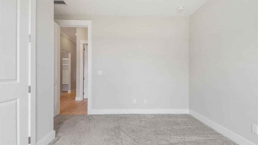 Spacious, unfurnished interior of a new home in Breakfast Point East Phase II, Panama City Beach (Image 25). Spacious, unfurnished interior of a new home in Breakfast Point East Phase II, Panama City Beach (Image 25).